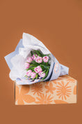 Load image into Gallery viewer, Small Elle Gift Box

