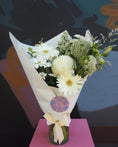 Load image into Gallery viewer, East End Flower Market Bambini / Vase Neutral Florist Choice Bouquet