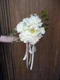 Load image into Gallery viewer, East End Flower Market Bridesmaid Bouquet