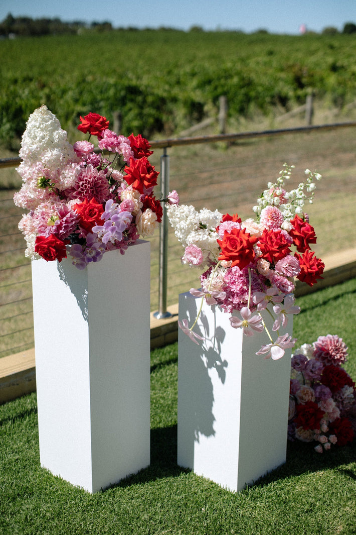 Simon Hackett Winery | East End Flower Market