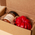 Load image into Gallery viewer, Grande Relish & Candle Gift Box: Tomatoes
