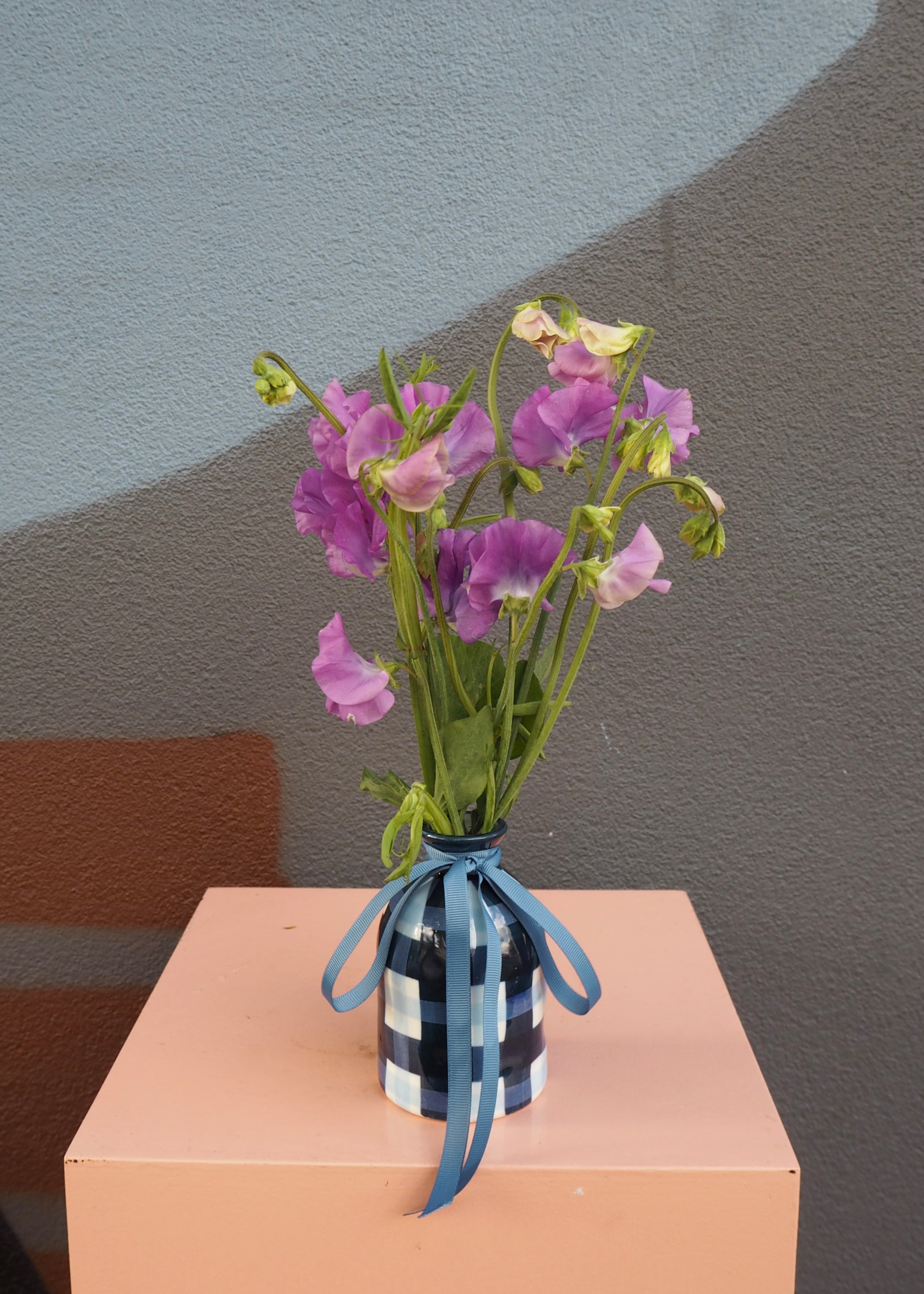 Adelaide florist same-day flower delivery
Local blooms in season | Market-style bunch from Adelaide florist
Rustic and fresh seasonal flowers | Hand-selected by Adelaide florist
