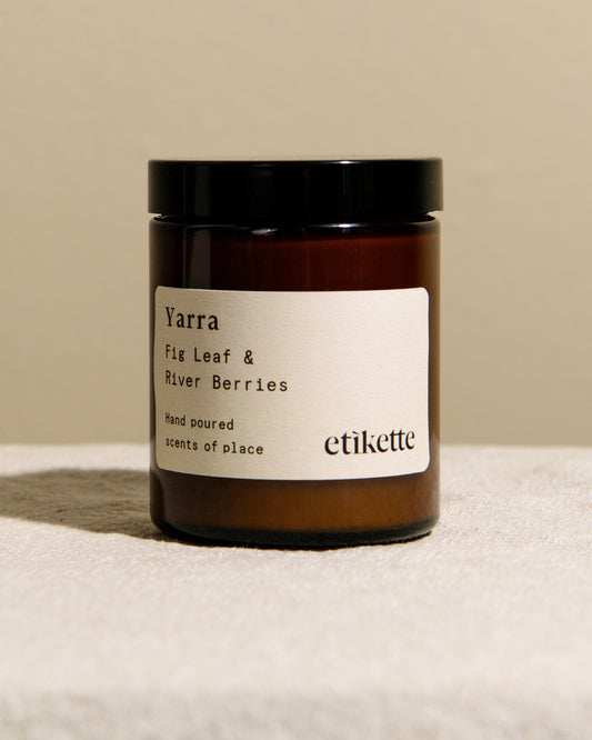 Etikette Soy Candle - Yarra in Fig leaf and River Berries