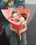 Load image into Gallery viewer, Pastel Florist Choice Bouquet
