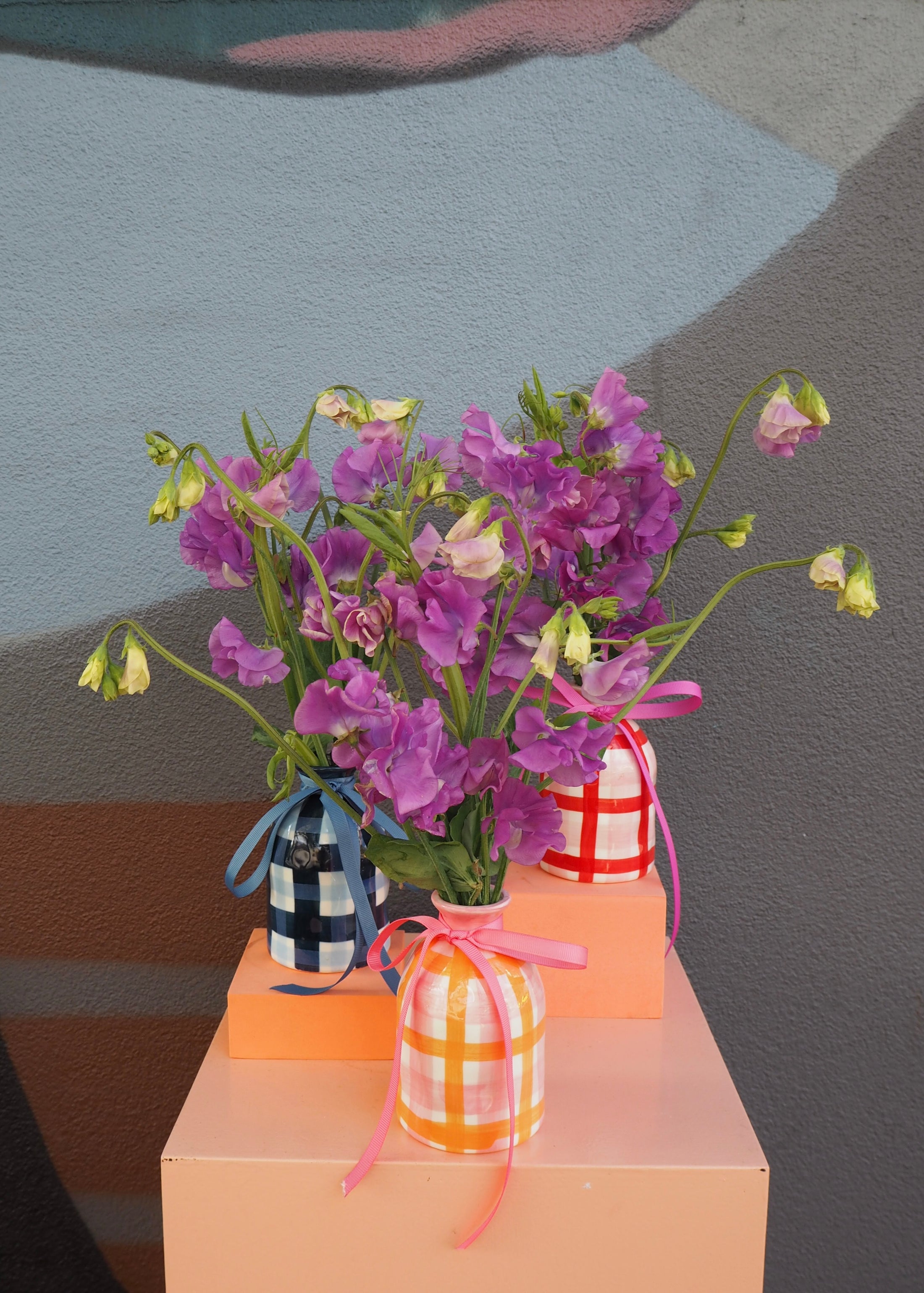 Adelaide florist same-day flower delivery
Local blooms in season | Market-style bunch from Adelaide florist
Rustic and fresh seasonal flowers | Hand-selected by Adelaide florist
