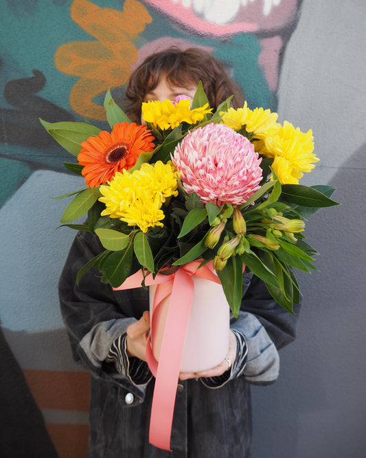 EEFM Signature Posy