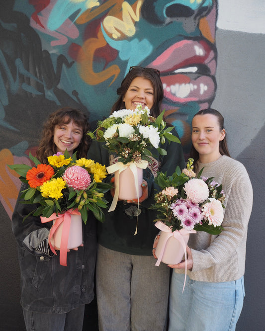 EEFM Signature Posy