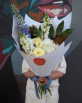 Load image into Gallery viewer, Neutral Florist Choice Bouquet
