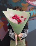 Load image into Gallery viewer, Florist Choice Ranunculi Market Bunch
