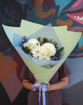 Load image into Gallery viewer, Aquarius Florist Choice Bouquet
