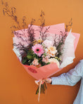 Load image into Gallery viewer, Just Peachy Florist Choice Bouquet
