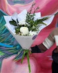 Load image into Gallery viewer, Neutral Florist Choice Bouquet

