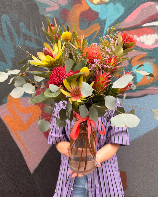 East End Flower Market Friday Feature Arrangement