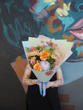 Load image into Gallery viewer, East End Flower Market Grandi / Bouquet Pisces Zodiac Florist Choice Bouquet
