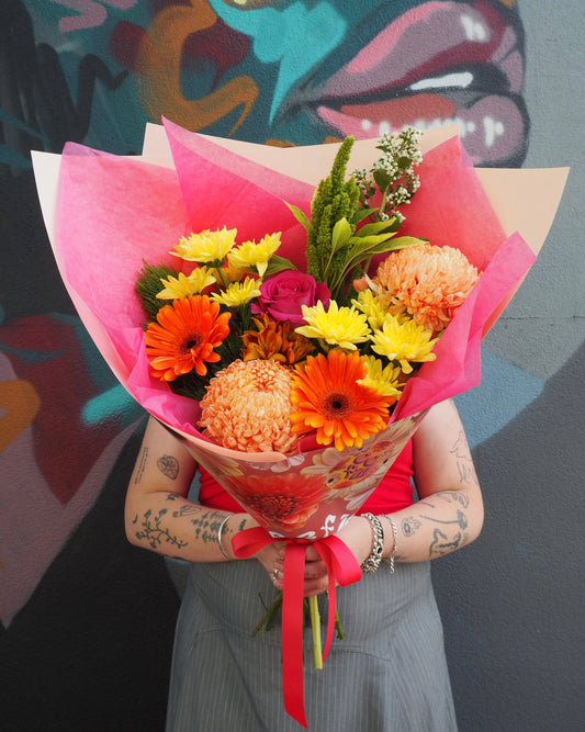 East End Flower Market Midi / Bouquet Vibrant Florist Choice Bouquet