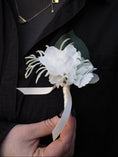 Load image into Gallery viewer, East End Flower Market Nude Faux Buttonhole
