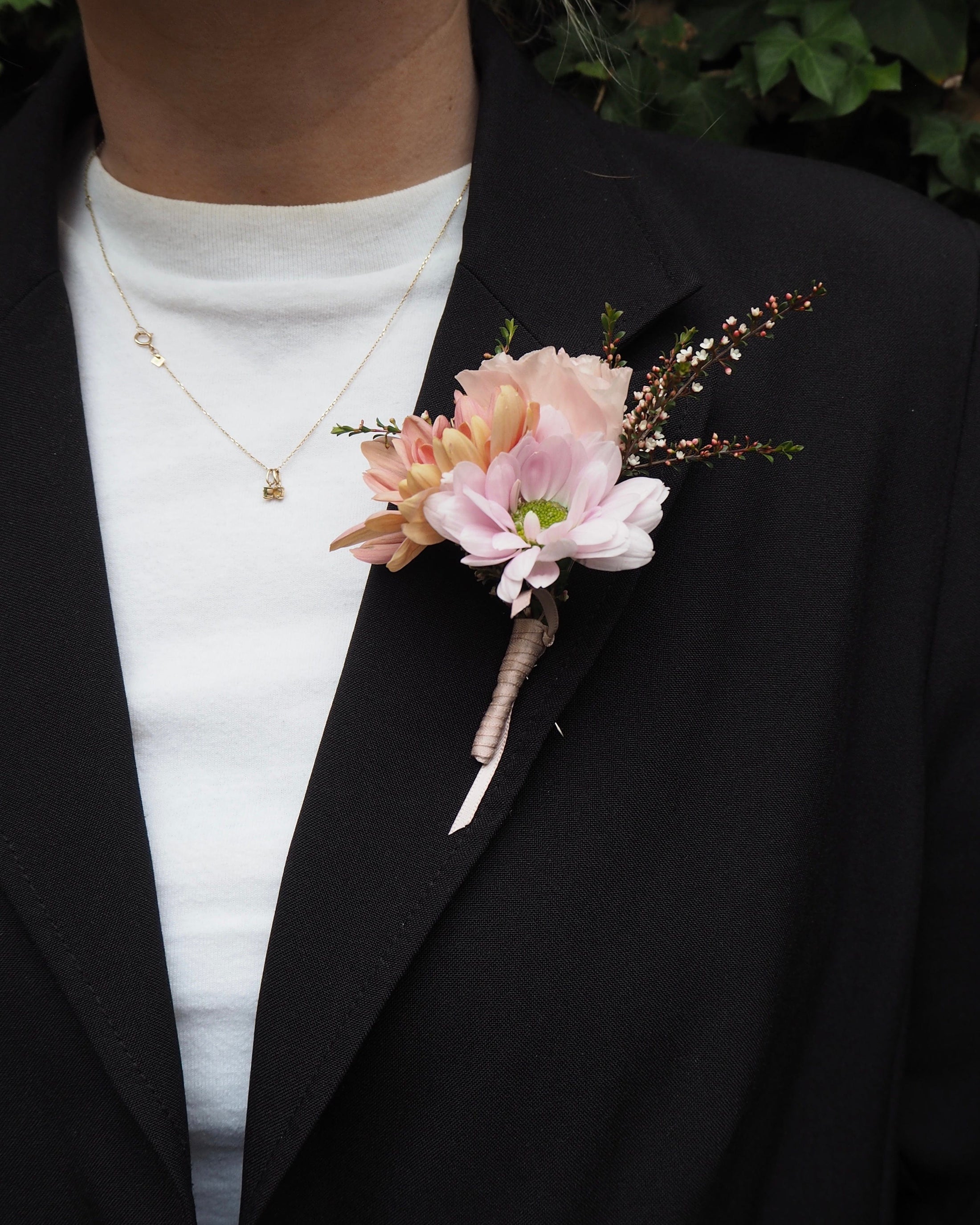 East End Flower Market Soft Hue / Buttonhole and Buttonhole The Elopement Duo