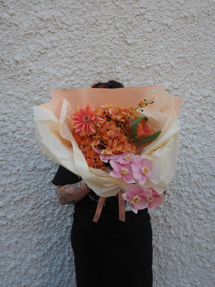 East End Flower Market Sunset Faux Bloom Grandi Bouquet