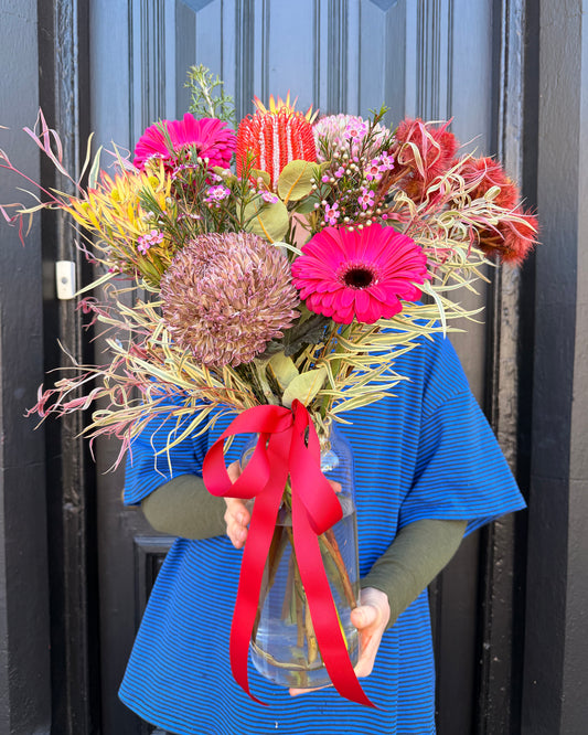 East End Flower Market Thursday Feature Arrangement