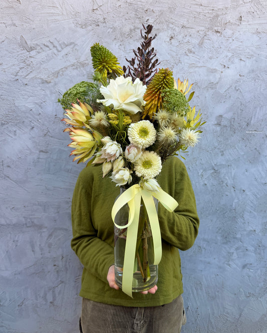 East End Flower Market Tuesday Feature Arrangement