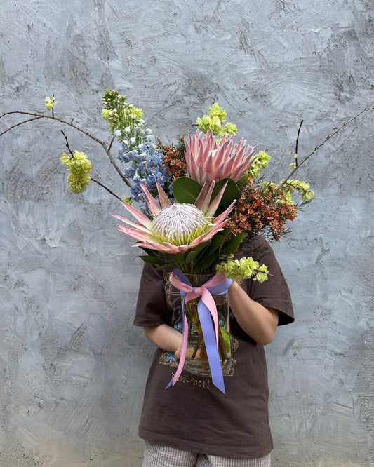 East End Flower Market Tuesday Feature Arrangement