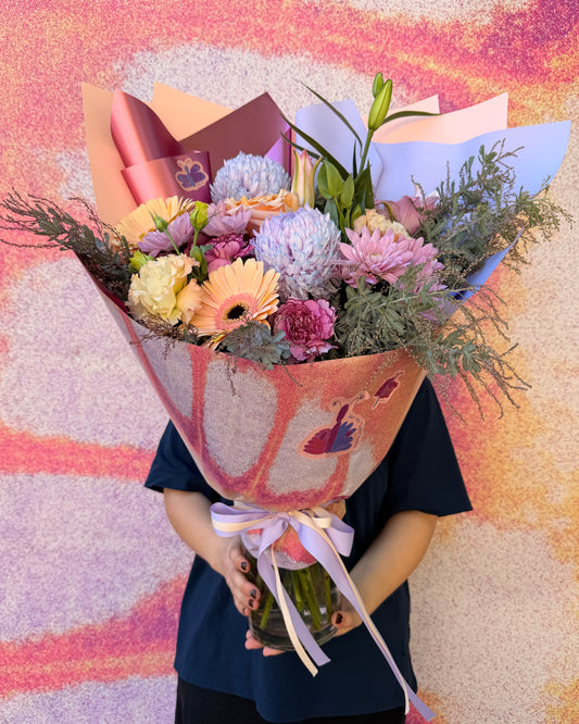 East End Flower Market Vase The Monarch Bouquet